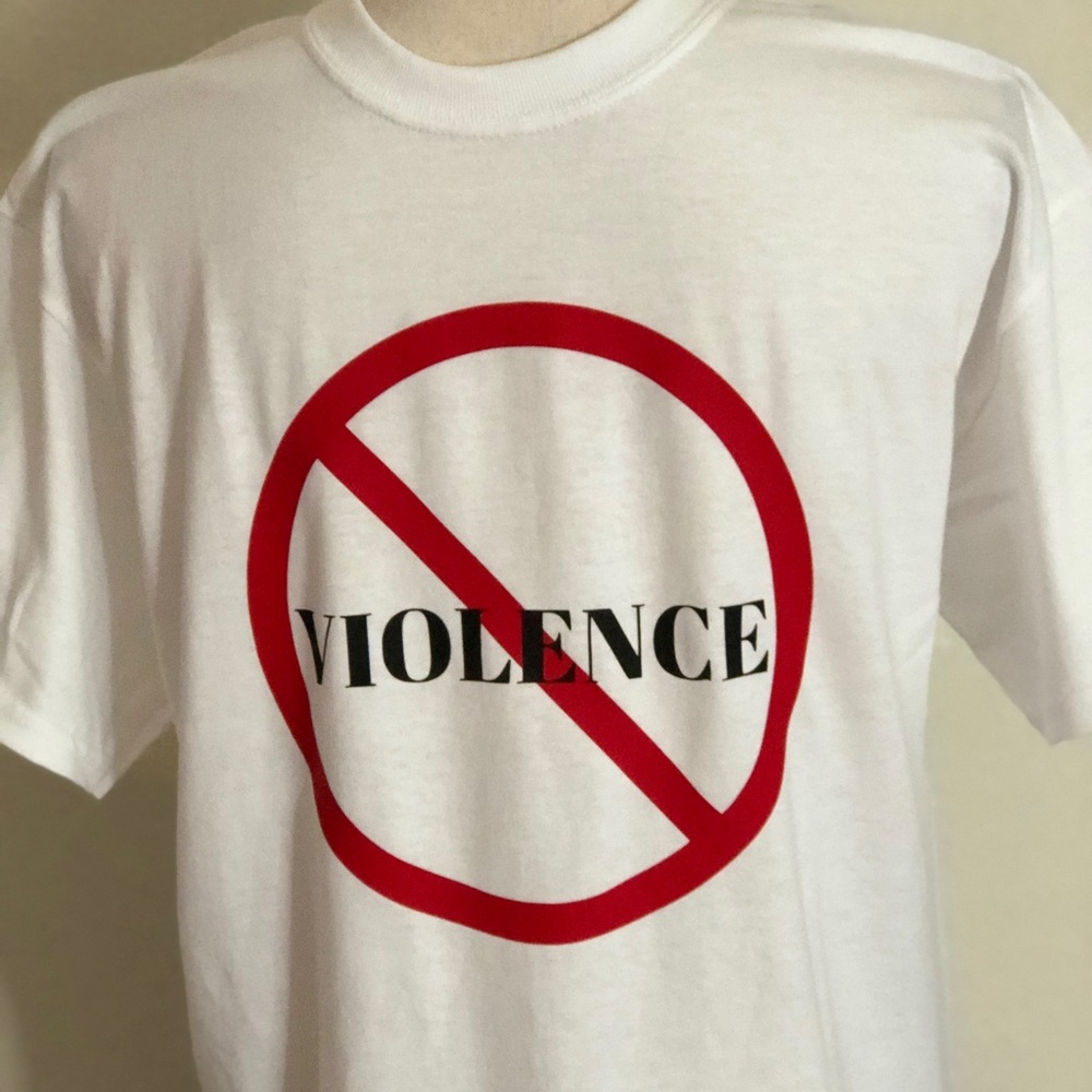 Adults and Kids no violence shirt: vinyl + handmade